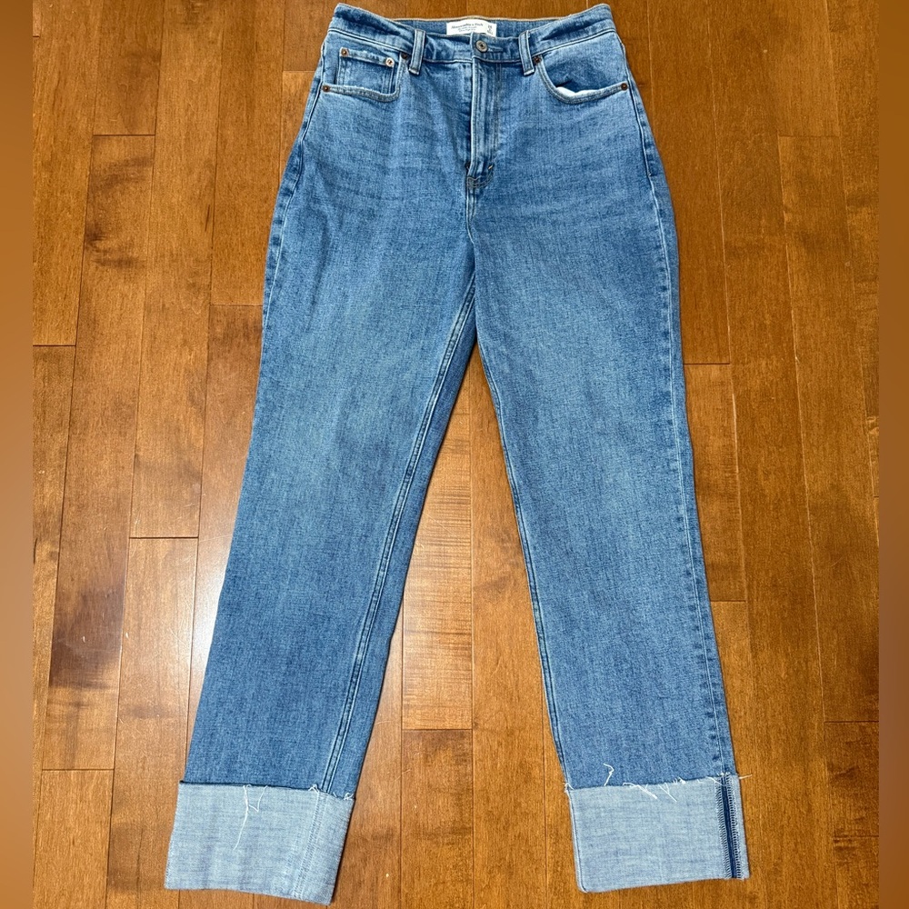 Abercrombie Curve Love Ultra High Rise Ankle Straight Jean w/ Cuffed Hem